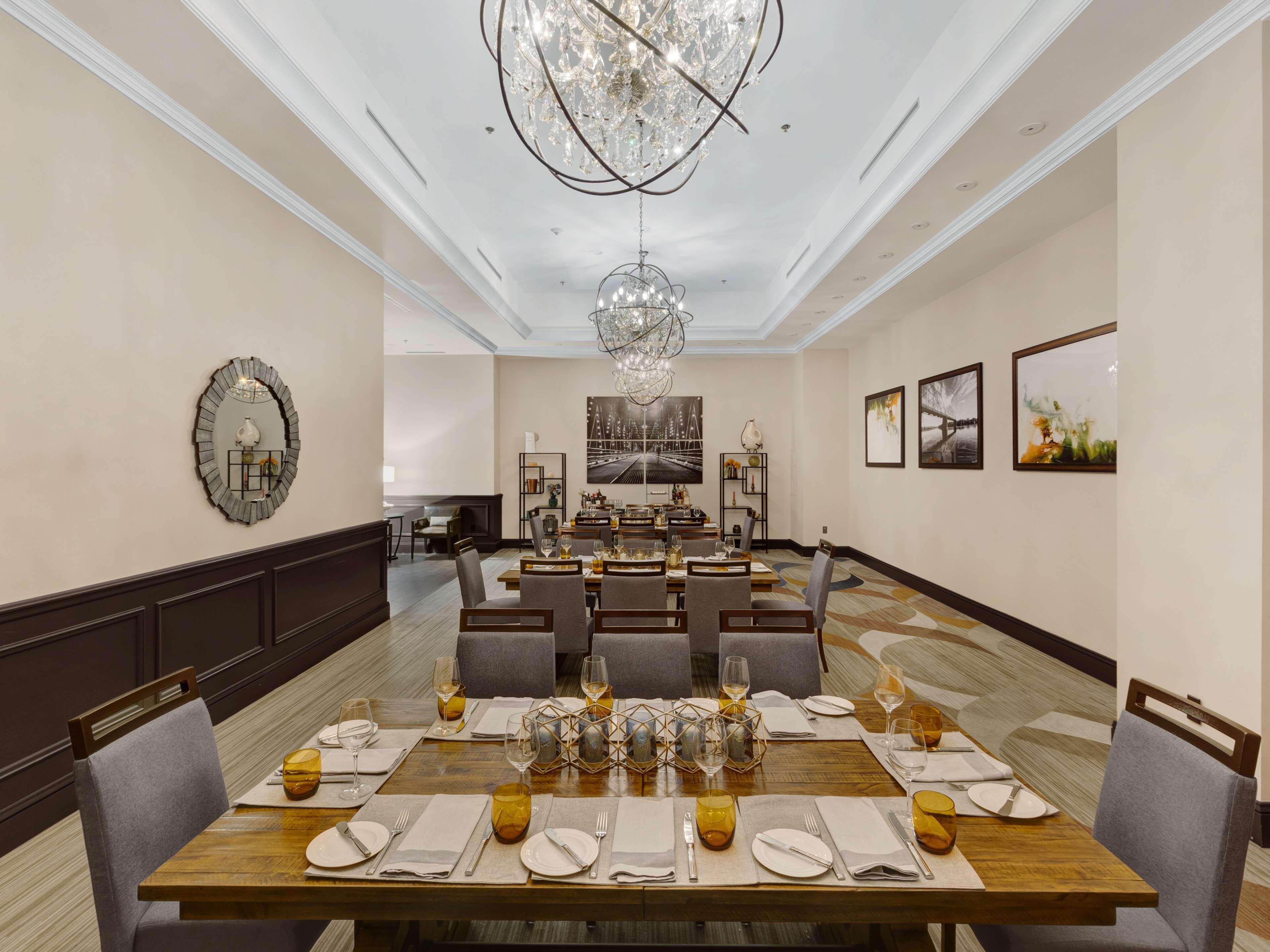 Hilton Harrisburg Near Hershey Park Екстериор снимка