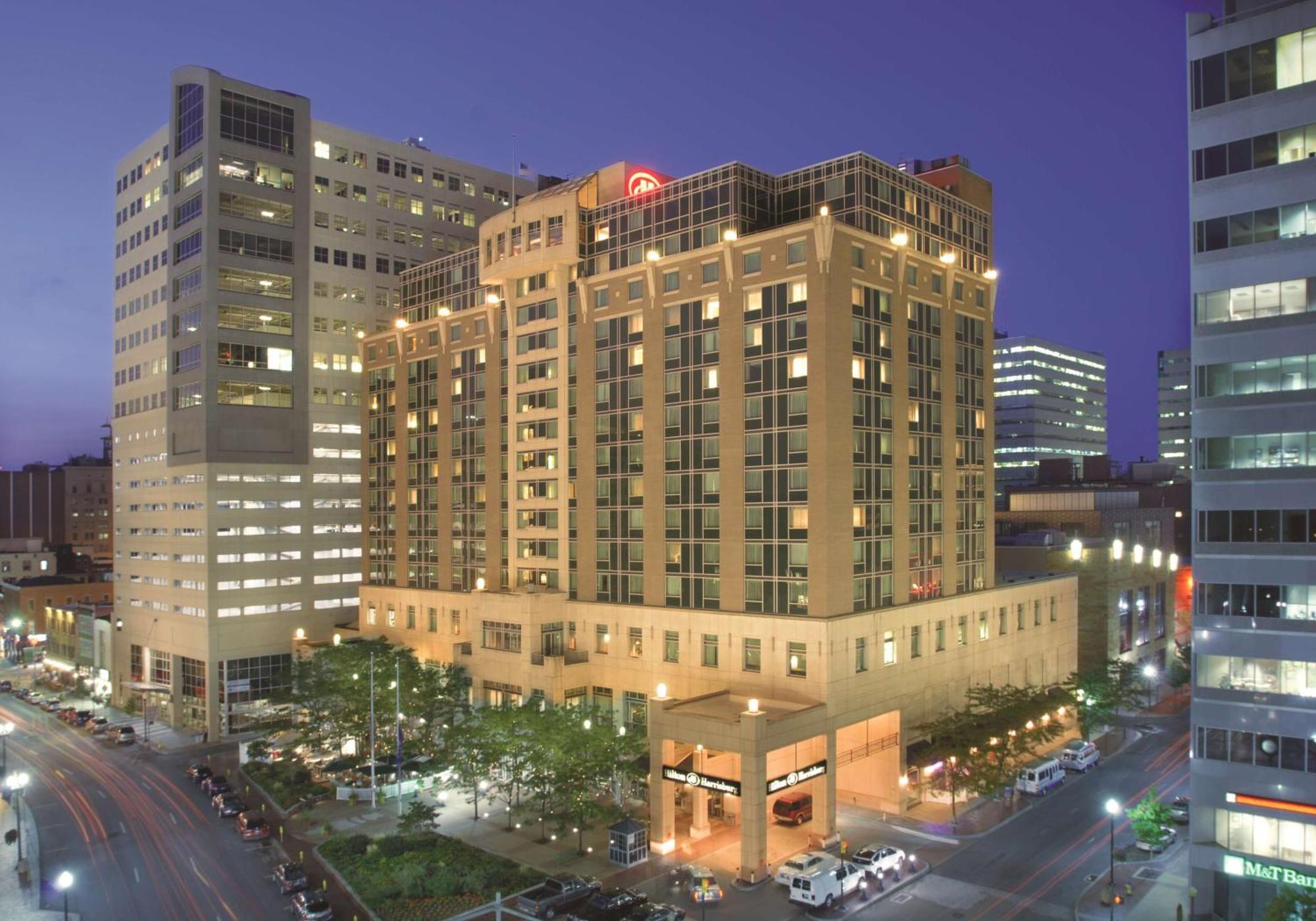 Hilton Harrisburg Near Hershey Park Екстериор снимка